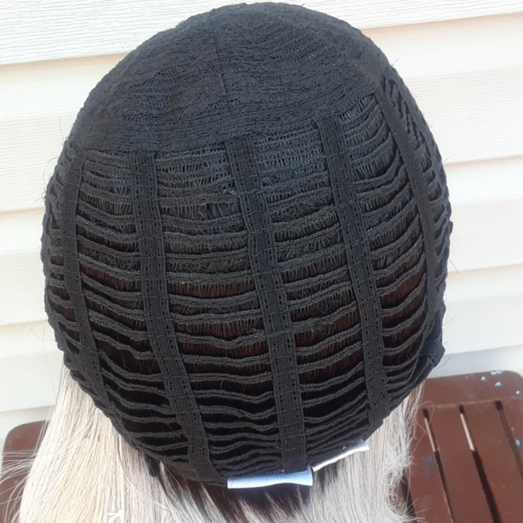 Lace front, partial Monofilament-Wig-SILVER-MIST - Picture 12 of 12